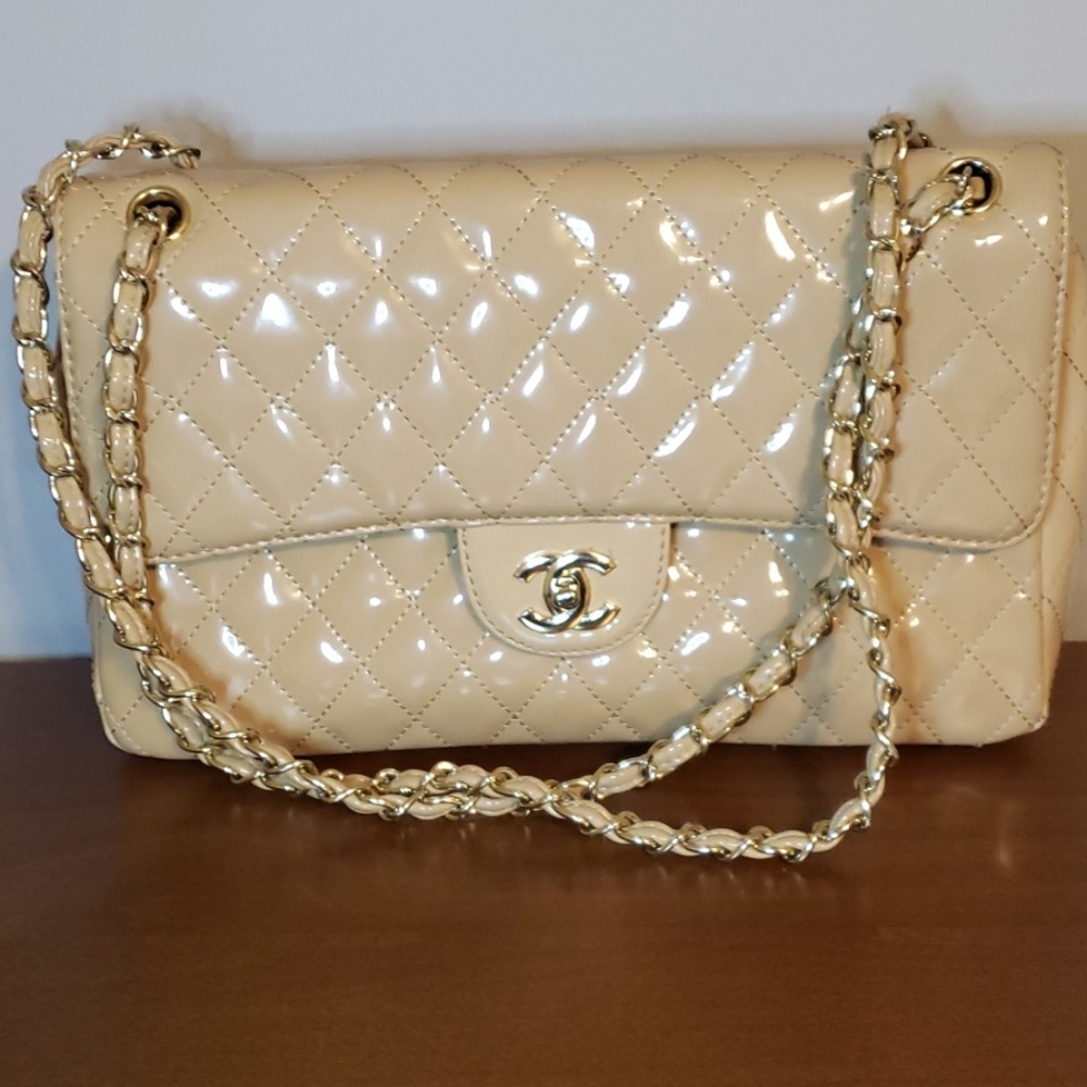 Medium Double Flap Black bag